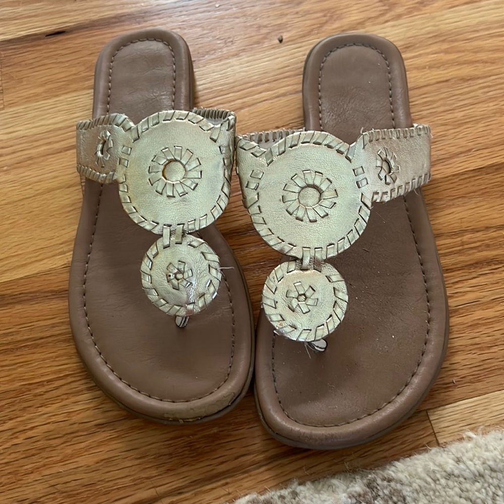 Super cute gold sandals